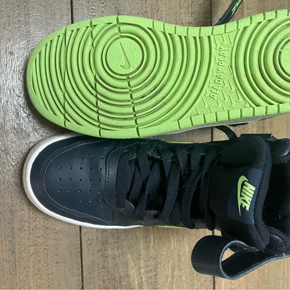 Nike Black and Green Sneakers with Iconic Swoosh